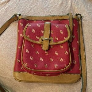 Dooney & Bourke pink crossbody bag